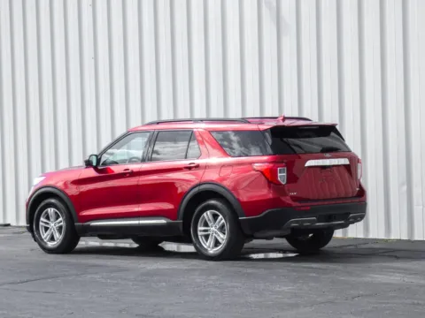 More photos of 2020 Ford Explorer XLT at Pettijohn Ford of Trenton, MO