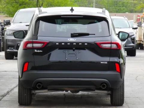More photos of 2025 Ford Escape ST-Line at Pettijohn Ford of Trenton, MO