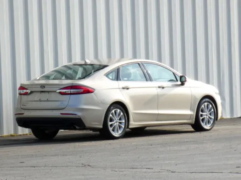 Another view of 2019 Ford Fusion SE for sale in Trenton, MO at Pettijohn Ford of Trenton