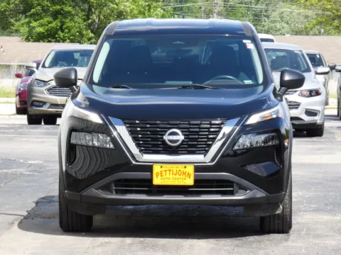 More photos of 2023 Nissan Rogue S at Pettijohn Ford of Trenton, MO