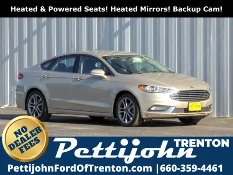 White 2017 Ford Fusion SE for sale in Trenton, MO