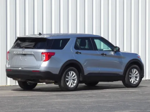 Another view of 2021 Ford Explorer for sale in Trenton, MO at Pettijohn Ford of Trenton