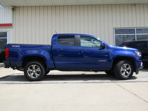 Photos of 2016 Chevrolet Colorado Z71 for sale in Trenton, MO at Pettijohn Ford of Trenton