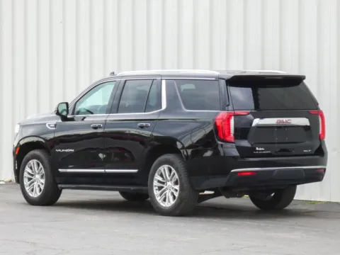 More photos of 2022 GMC Yukon SLT at Pettijohn Ford of Trenton, MO