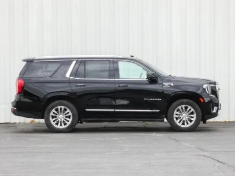 Photos of 2022 GMC Yukon SLT for sale in Trenton, MO at Pettijohn Ford of Trenton
