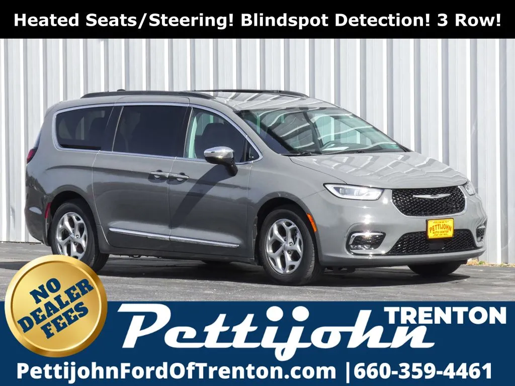 Gray 2023 Chrysler Pacifica Limited for sale in Trenton, MO