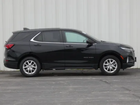 Photos of 2024 Chevrolet Equinox LT for sale in Trenton, MO at Pettijohn Ford of Trenton