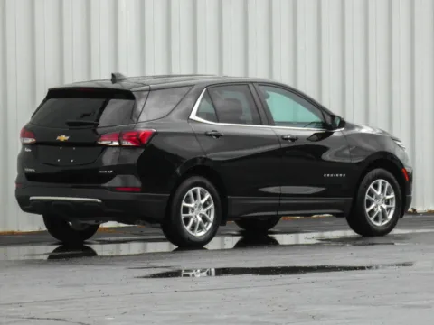 Another view of 2024 Chevrolet Equinox LT for sale in Trenton, MO at Pettijohn Ford of Trenton