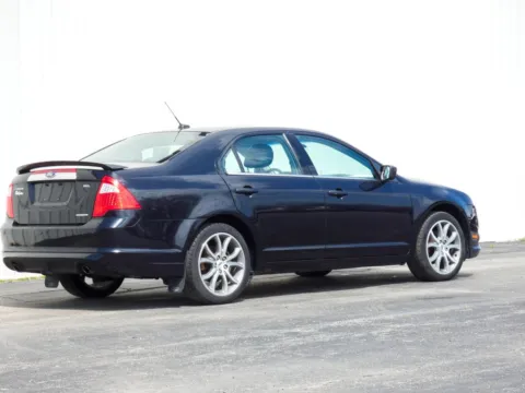 Another view of 2011 Ford Fusion SEL for sale in Trenton, MO at Pettijohn Ford of Trenton