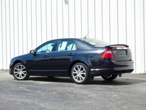 More photos of 2011 Ford Fusion SEL at Pettijohn Ford of Trenton, MO