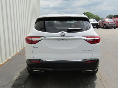 More photos of 2019 Buick Enclave Essence at Pettijohn Ford of Trenton, MO