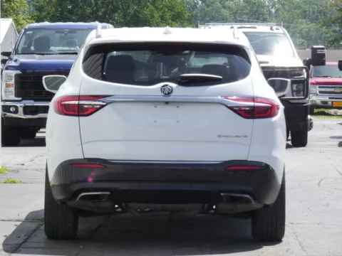 More photos of 2019 Buick Enclave Essence at Pettijohn Ford of Trenton, MO