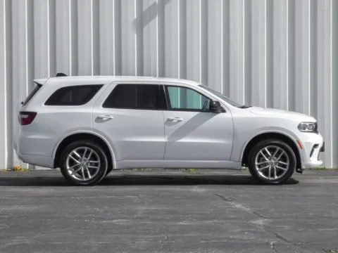 Photos of 2026 Dodge Durango GT for sale in Trenton, MO at Pettijohn Ford of Trenton