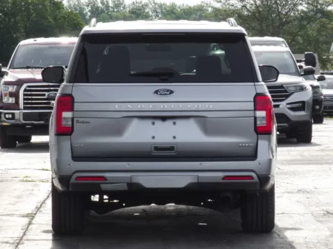 More photos of 2024 Ford Expedition Max XLT at Pettijohn Ford of Trenton, MO
