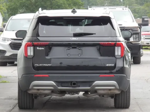 More photos of 2025 Ford Explorer Platinum at Pettijohn Ford of Trenton, MO