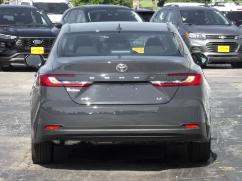 More photos of 2026 Toyota Camry LE at Pettijohn Ford of Trenton, MO