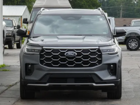 More photos of 2025 Ford Explorer Platinum at Pettijohn Ford of Trenton, MO