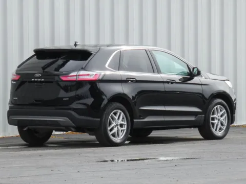 Another view of 2024 Ford Edge SEL for sale in Trenton, MO at Pettijohn Ford of Trenton