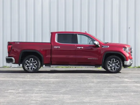 Photos of 2022 GMC Sierra 1500 SLT for sale in Trenton, MO at Pettijohn Ford of Trenton