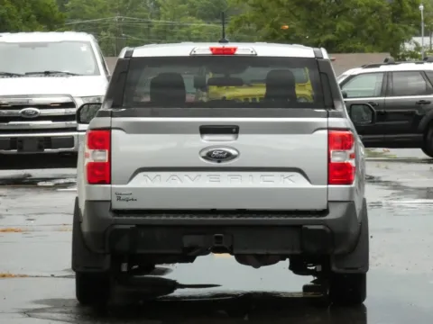 More photos of 2024 Ford Maverick XLT at Pettijohn Ford of Trenton, MO