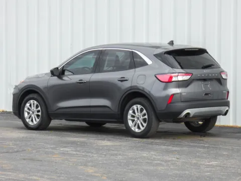 More photos of 2022 Ford Escape SE at Pettijohn Ford of Trenton, MO