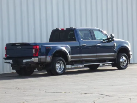 Another view of 2020 Ford F-350SD Lariat for sale in Trenton, MO at Pettijohn Ford of Trenton