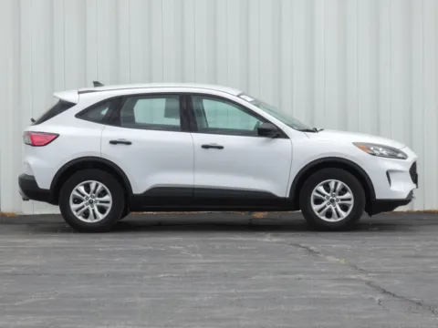 Photos of 2022 Ford Escape S for sale in Trenton, MO at Pettijohn Ford of Trenton