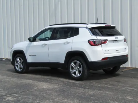 More photos of 2024 Jeep Compass Latitude at Pettijohn Ford of Trenton, MO