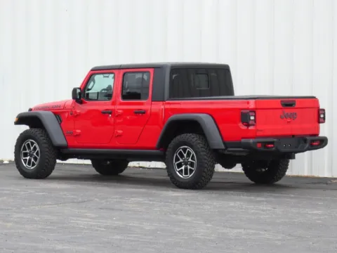 More photos of 2025 Jeep Gladiator Rubicon at Pettijohn Ford of Trenton, MO