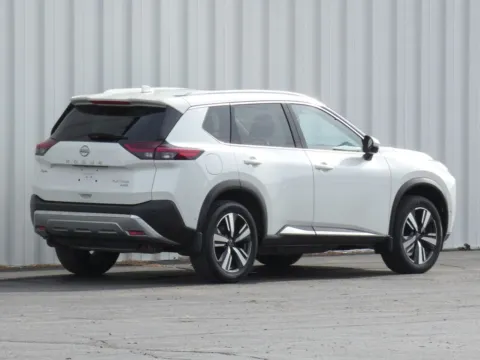 Another view of 2023 Nissan Rogue Platinum for sale in Trenton, MO at Pettijohn Ford of Trenton