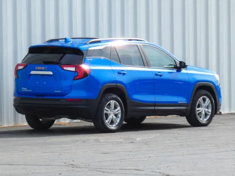 Another view of 2024 GMC Terrain SLE for sale in Trenton, MO at Pettijohn Ford of Trenton