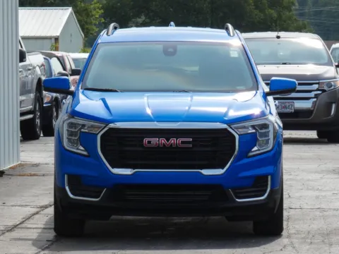 More photos of 2024 GMC Terrain SLE at Pettijohn Ford of Trenton, MO