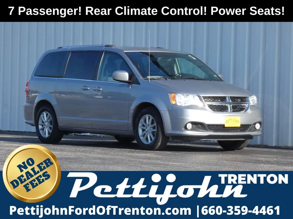 Silver 2019 Dodge Grand Caravan SXT for sale in Trenton, MO