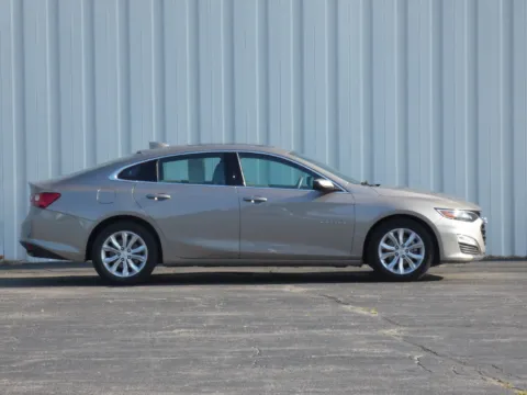 Photos of 2024 Chevrolet Malibu LT for sale in Trenton, MO at Pettijohn Ford of Trenton