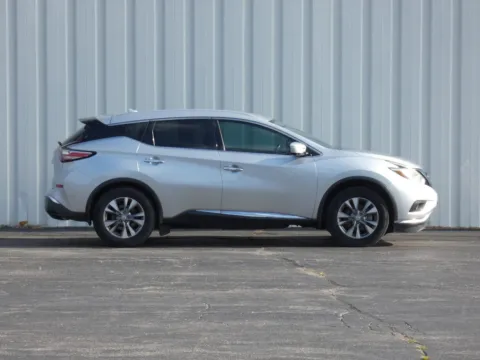 Photos of 2015 Nissan Murano SL for sale in Trenton, MO at Pettijohn Ford of Trenton