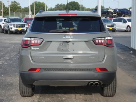 More photos of 2020 Jeep Compass Limited at Pettijohn Ford of Trenton, MO