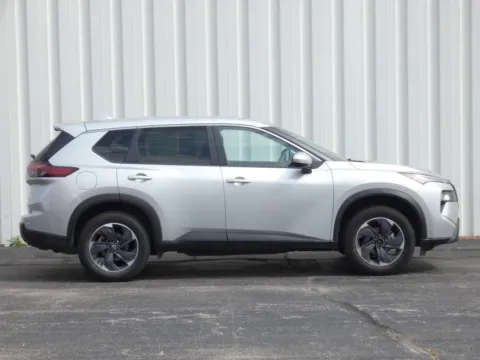 Photos of 2024 Nissan Rogue SV for sale in Trenton, MO at Pettijohn Ford of Trenton