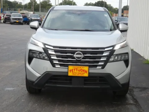 More photos of 2024 Nissan Rogue SV at Pettijohn Ford of Trenton, MO