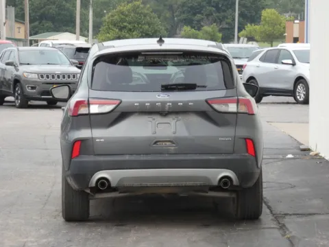More photos of 2022 Ford Escape SE at Pettijohn Ford of Trenton, MO