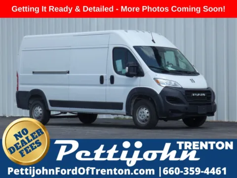 White 2023 Ram ProMaster 2500 High Roof for sale in Trenton, MO