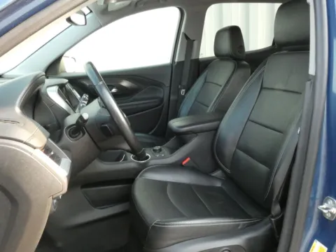 More photos of 2024 GMC Terrain SLT at Pettijohn Ford of Trenton, MO