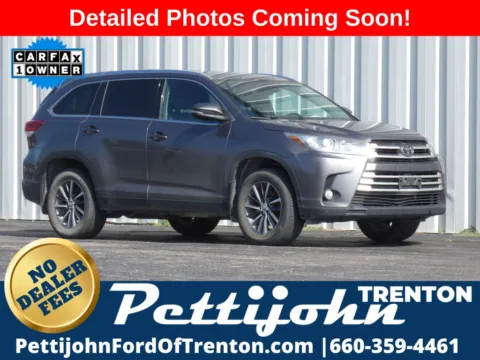 Gray 2019 Toyota Highlander XLE for sale in Trenton, MO