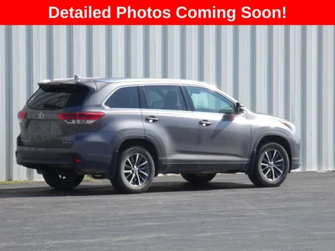 Another view of 2019 Toyota Highlander XLE for sale in Trenton, MO at Pettijohn Ford of Trenton