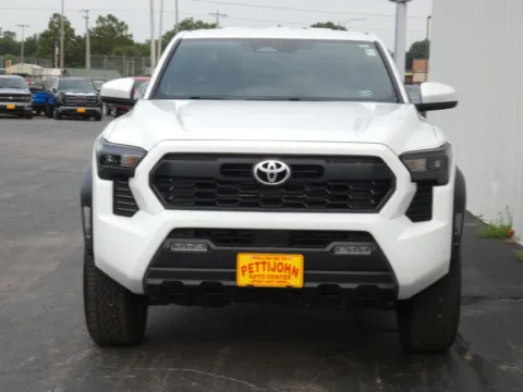 More photos of 2025 Toyota Tacoma TRD Off-Road at Pettijohn Ford of Trenton, MO