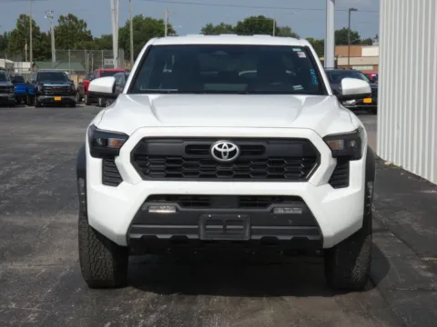 More photos of 2025 Toyota Tacoma TRD Off-Road at Pettijohn Ford of Trenton, MO