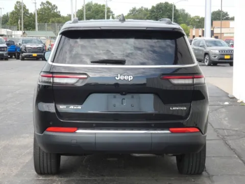 More photos of 2023 Jeep Grand Cherokee L Limited at Pettijohn Ford of Trenton, MO
