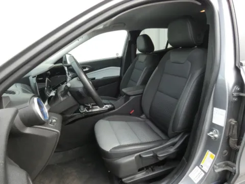 More photos of 2025 Chevrolet Trax LT at Pettijohn Ford of Trenton, MO