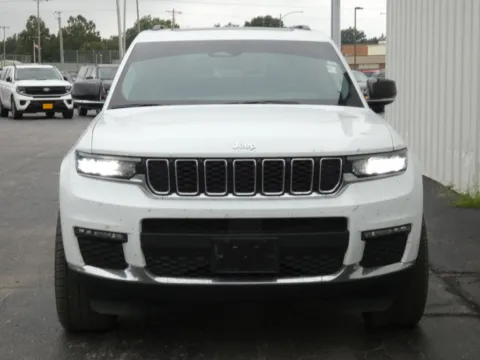 More photos of 2022 Jeep Grand Cherokee L Limited at Pettijohn Ford of Trenton, MO