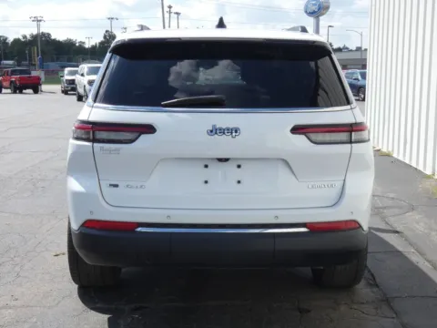 More photos of 2022 Jeep Grand Cherokee L Limited at Pettijohn Ford of Trenton, MO