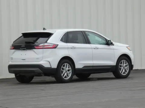 Another view of 2024 Ford Edge SEL for sale in Trenton, MO at Pettijohn Ford of Trenton